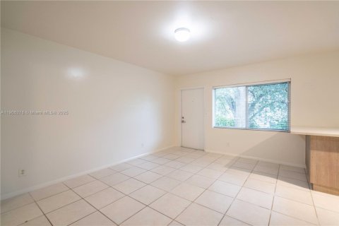 Appartement à louer à Miami, Floride: 1 chambre, 51.1 m2 № 1956710 - photo 5