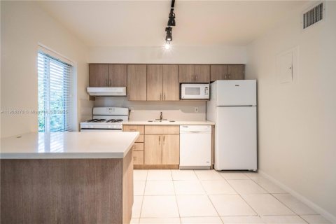 Appartement à louer à Miami, Floride: 1 chambre, 51.1 m2 № 1956710 - photo 6