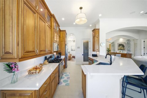 Casa en venta en Kissimmee, Florida, 5 dormitorios, 428.74 m2 № 2212838 - foto 20