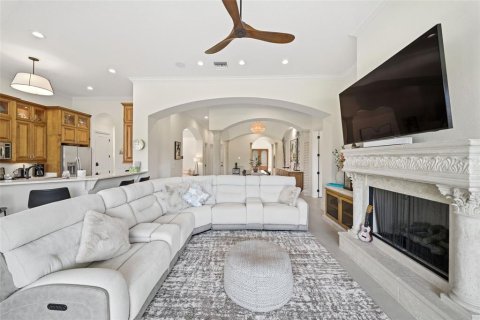 Casa en venta en Kissimmee, Florida, 5 dormitorios, 428.74 m2 № 2212838 - foto 16