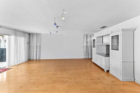 Casa en venta en Lake Worth, Florida, 4 dormitorios, 247.49 m2 № 2192390 - foto 14