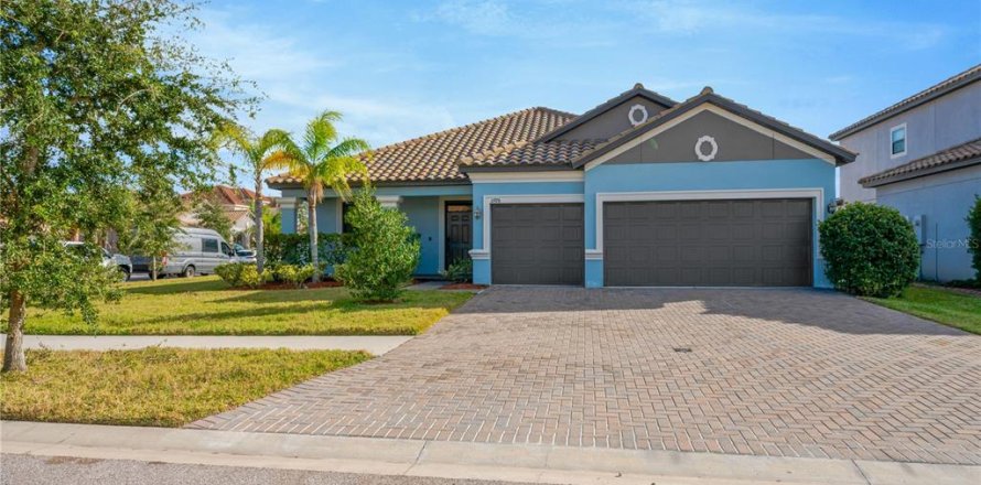 House in Riverview, Florida 4 bedrooms, 224.45 sq.m. № 1565510