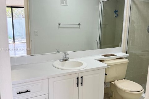 Купить виллу или дом в Майами, Флорида 2 спальни, 117.15м2, № 2047128 - фото 13