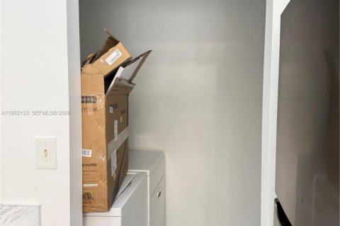 Купить виллу или дом в Майами, Флорида 2 спальни, 117.15м2, № 2047128 - фото 6