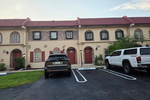 Touwnhouse à louer à Coral Springs, Floride: 3 chambres, 139.35 m2 № 2263777 - photo 14