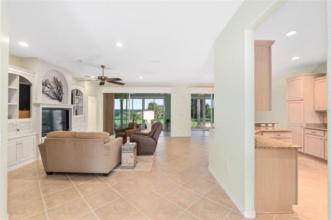 Casa en venta en Summerfield, Florida, 3 dormitorios, 181.9 m2 № 1904235 - foto 9