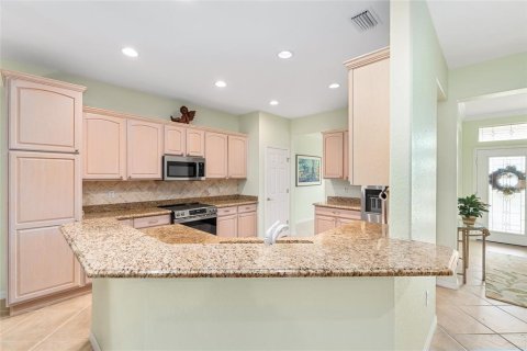 Casa en venta en Summerfield, Florida, 3 dormitorios, 181.9 m2 № 1904235 - foto 17