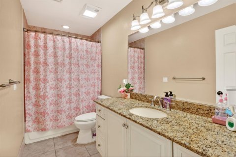 House in Haverhill, Florida 4 bedrooms, 189.8 sq.m. № 2245687 - photo 21