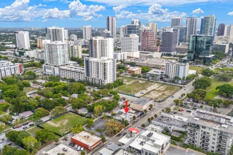 Propiedad comercial en venta en Fort Lauderdale, Florida № 1893225 - foto 22