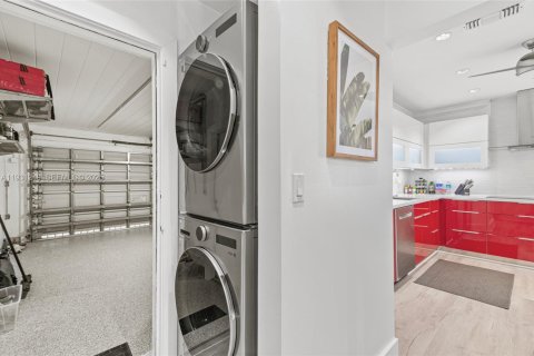 Villa ou maison à vendre à Wilton Manors, Floride: 3 chambres, 162.58 m2 № 1989792 - photo 4