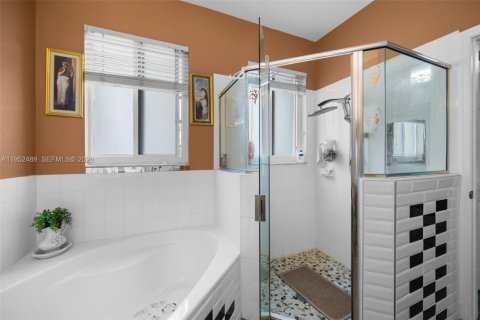 Villa ou maison à vendre à Homestead, Floride: 4 chambres, 181.44 m2 № 2008480 - photo 30