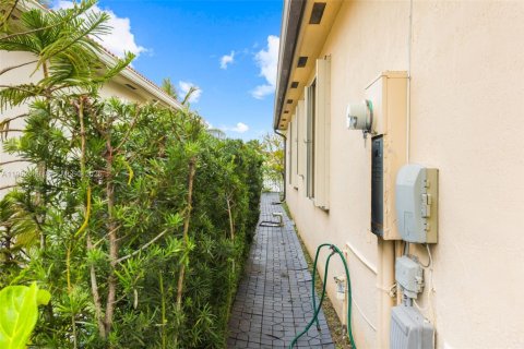 Villa ou maison à vendre à Homestead, Floride: 4 chambres, 181.44 m2 № 2008480 - photo 5