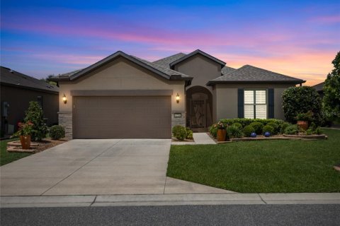 House in Ocala, Florida 2 bedrooms, 188.68 sq.m. № 1780542 - photo 2