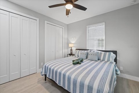 Villa ou maison à vendre à Cape Coral, Floride: 3 chambres, 153.94 m2 № 2430442 - photo 28