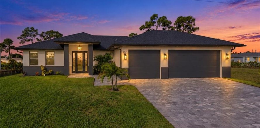 Villa ou maison à Cape Coral, Floride 3 chambres, 153.94 m2 № 2430442
