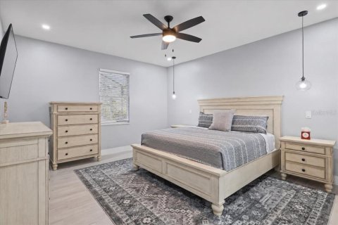 Villa ou maison à vendre à Cape Coral, Floride: 3 chambres, 153.94 m2 № 2430442 - photo 18