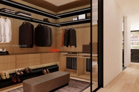 Villa ou maison à vendre à Surfside, Floride: 6 chambres, 204.76 m2 № 1976622 - photo 17