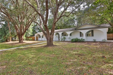 House in Sarasota, Florida 2 bedrooms, 145.95 sq.m. № 1364473 - photo 1