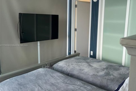 Condo in Sunny Isles Beach, Florida, 3 bedrooms  № 2014058 - photo 11