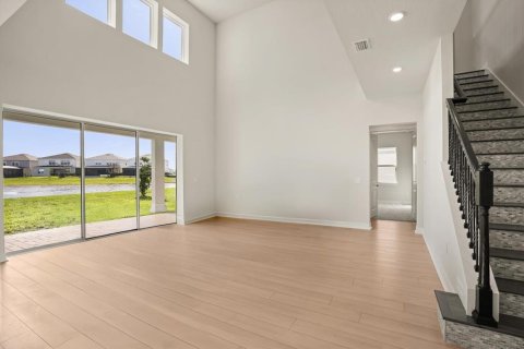 House in Orlando, Florida 6 bedrooms, 404.59 sq.m. № 2166364 - photo 7
