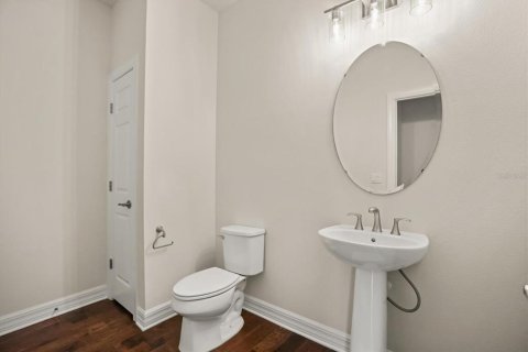 House in Orlando, Florida 6 bedrooms, 404.59 sq.m. № 2166364 - photo 15