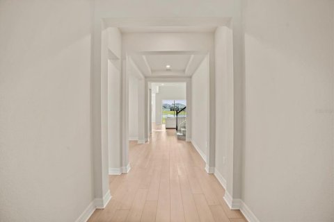 House in Orlando, Florida 6 bedrooms, 404.59 sq.m. № 2166364 - photo 16