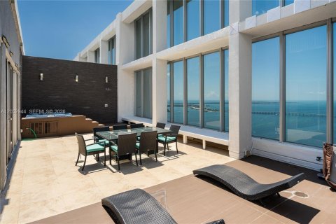 Condo in Miami, Florida, 3 bedrooms № 2180344 - photo 25