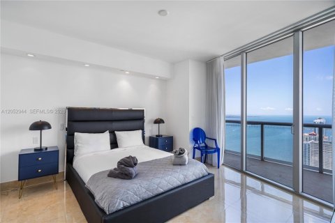 Condo in Miami, Florida, 3 bedrooms № 2180344 - photo 6
