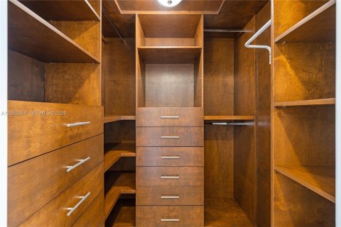 Condo in Miami, Florida, 3 bedrooms № 2180344 - photo 12