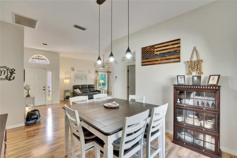 Villa ou maison à vendre à Bradenton, Floride: 3 chambres, 167.69 m2 № 1807328 - photo 11