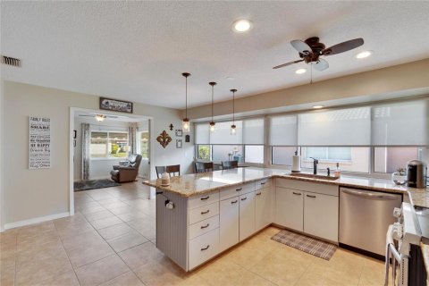 Villa ou maison à vendre à Bradenton, Floride: 3 chambres, 167.69 m2 № 1807328 - photo 14