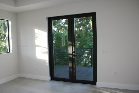 House in Key Largo, Florida 5 bedrooms № 1400240 - photo 11