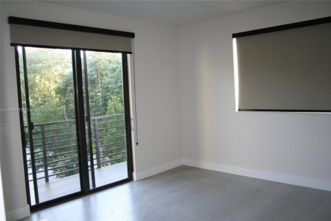 House in Key Largo, Florida 5 bedrooms № 1400240 - photo 26