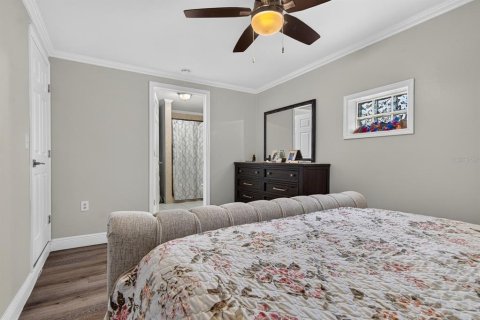 Villa ou maison à vendre à Tampa, Floride: 4 chambres, 133.31 m2 № 2197700 - photo 15