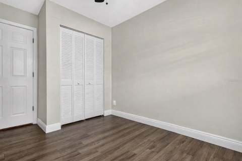 Villa ou maison à vendre à Tampa, Floride: 4 chambres, 133.31 m2 № 2197700 - photo 20