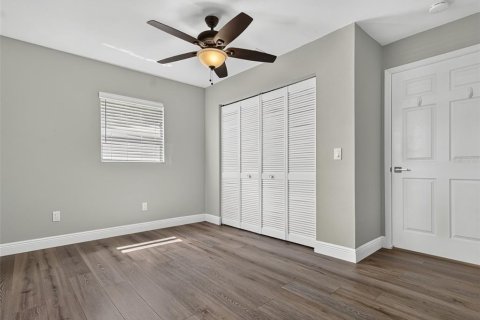 Villa ou maison à vendre à Tampa, Floride: 4 chambres, 133.31 m2 № 2197700 - photo 22