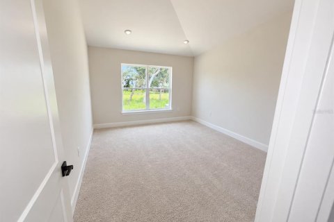 House in Poinciana, Florida 3 bedrooms, 140.47 sq.m. № 2275632 - photo 8