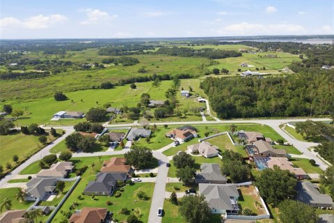 House in Clermont, Florida 3 bedrooms, 161.84 sq.m. № 2197068 - photo 26