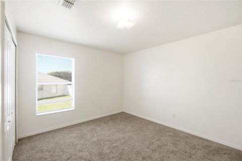House in Clermont, Florida 3 bedrooms, 161.84 sq.m. № 2197068 - photo 21