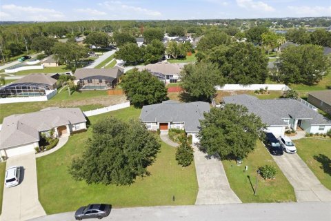 House in Clermont, Florida 3 bedrooms, 161.84 sq.m. № 2197068 - photo 30