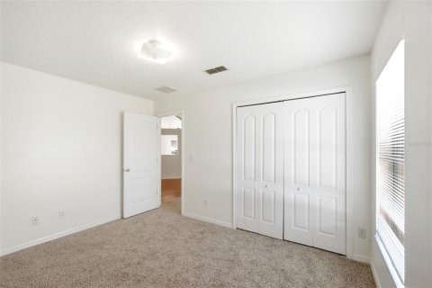 House in Clermont, Florida 3 bedrooms, 161.84 sq.m. № 2197068 - photo 20