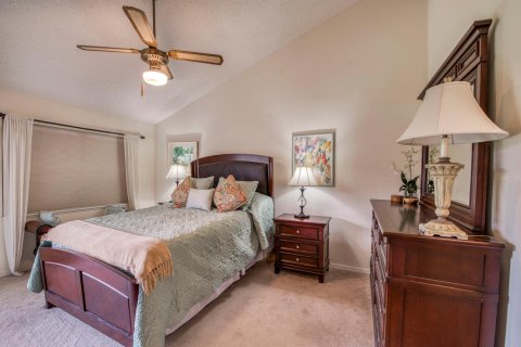 Condo in Hobe Sound, Florida, 2 bedrooms  № 2082022 - photo 13
