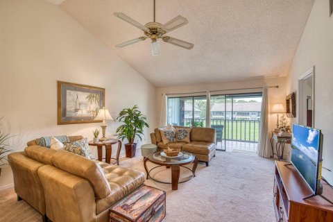 Condo in Hobe Sound, Florida, 2 bedrooms  № 2082022 - photo 7