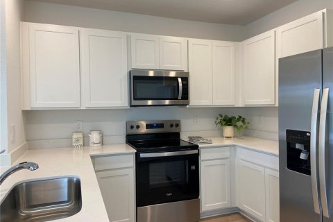 House in Wesley Chapel, Florida 3 bedrooms, 144.93 sq.m. № 2378991 - photo 7