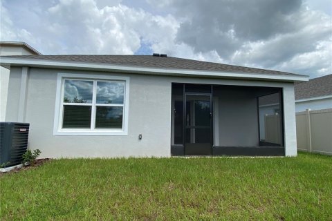 House in Wesley Chapel, Florida 3 bedrooms, 144.93 sq.m. № 2378991 - photo 27