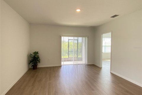 House in Wesley Chapel, Florida 3 bedrooms, 144.93 sq.m. № 2378991 - photo 9