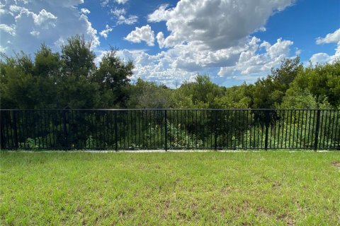 House in Wesley Chapel, Florida 3 bedrooms, 144.93 sq.m. № 2378991 - photo 30