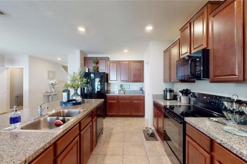 House in Wimauma, Florida 6 bedrooms, 242.85 sq.m. № 1555277 - photo 5