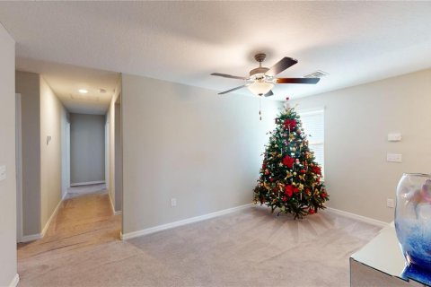 House in Wimauma, Florida 6 bedrooms, 242.85 sq.m. № 1555277 - photo 15