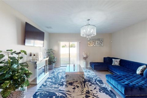 House in Wimauma, Florida 6 bedrooms, 242.85 sq.m. № 1555277 - photo 8